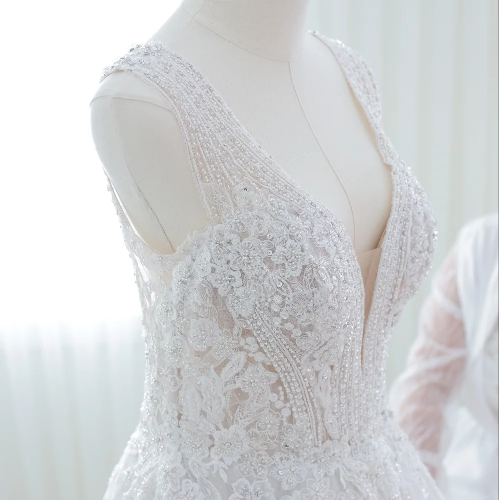 Bride 2022 dress - Picture 2 of 6